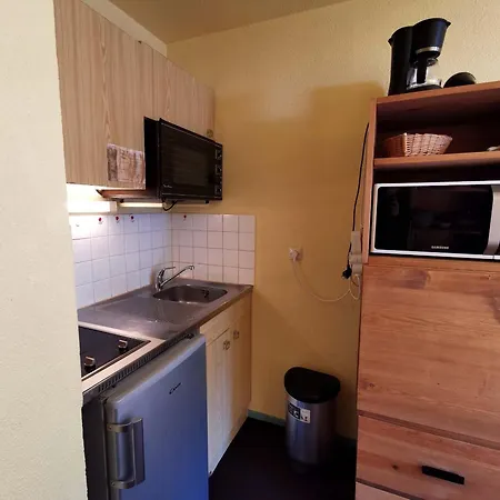 Au Pied Des Pistes Avec Balcon Et Tv - Fr-1-771-8 Appartement *